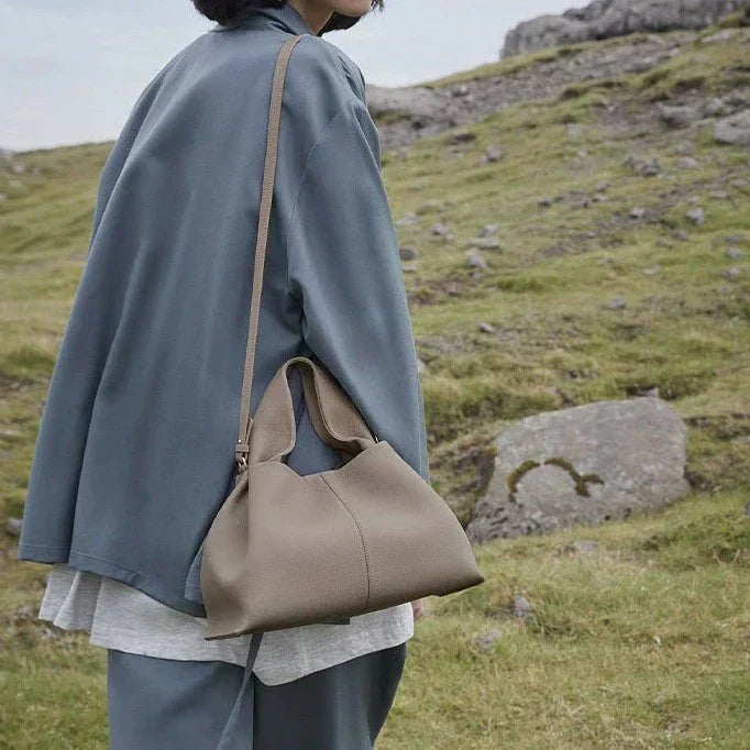 Selina – sac à main en cuir classique et élégant