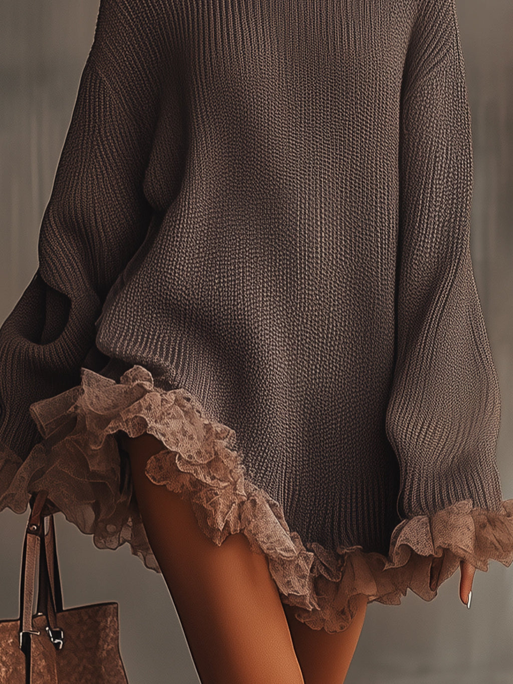 Lunara™ x Velourin™ | Robe pull à volants