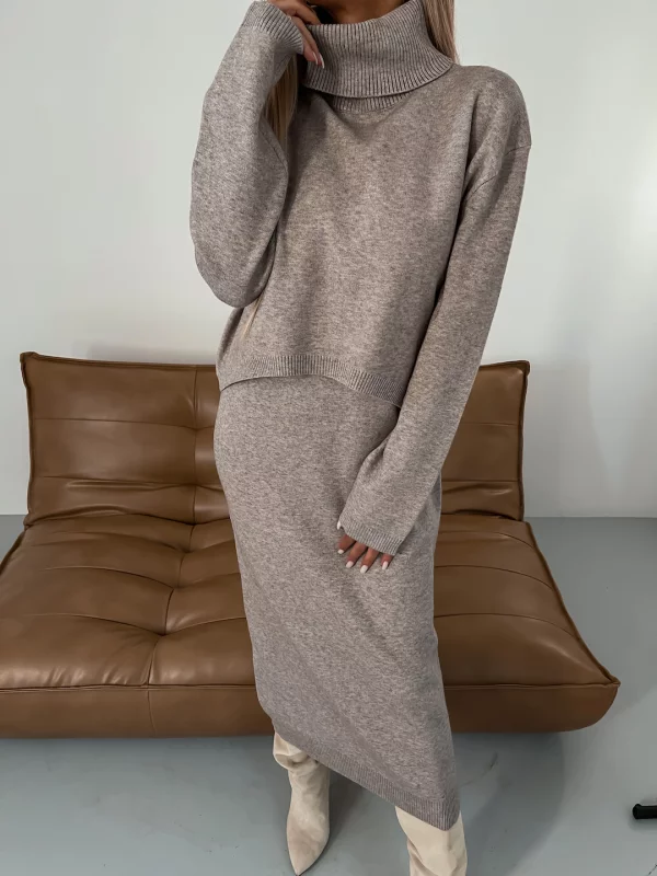 Emilia™ – Ensemble Maille Automne/Hiver Élégance Moderne