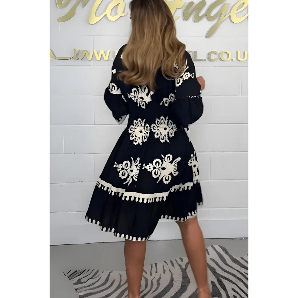 Robe Liora modelante la silhouette