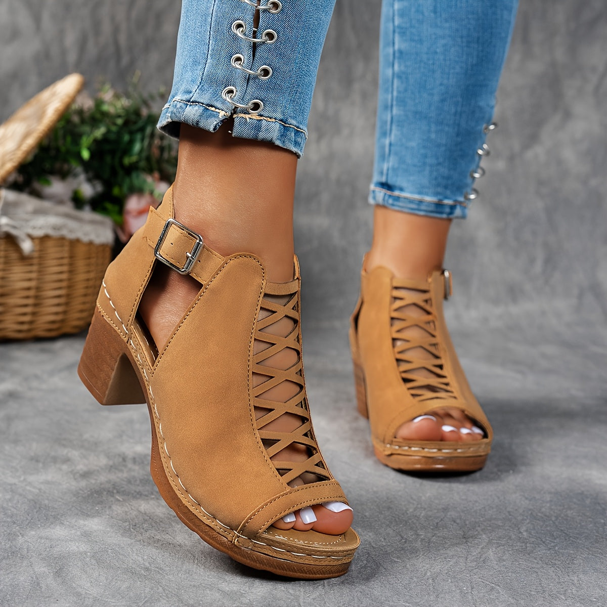 Nessa - Sandales à talon en résille