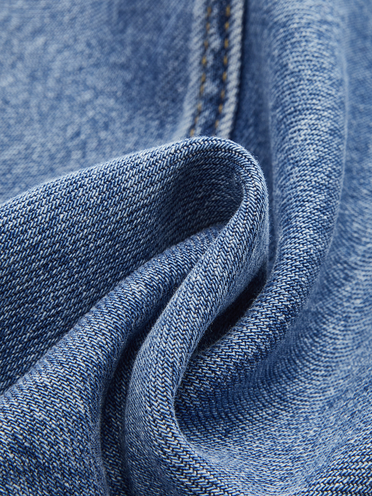 Jean pour femme à jambes évasées et taille haute