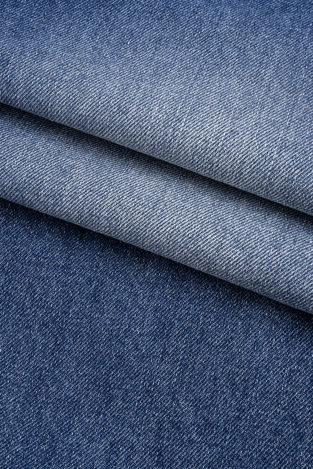 Jeans femme à jambes larges et taille haute