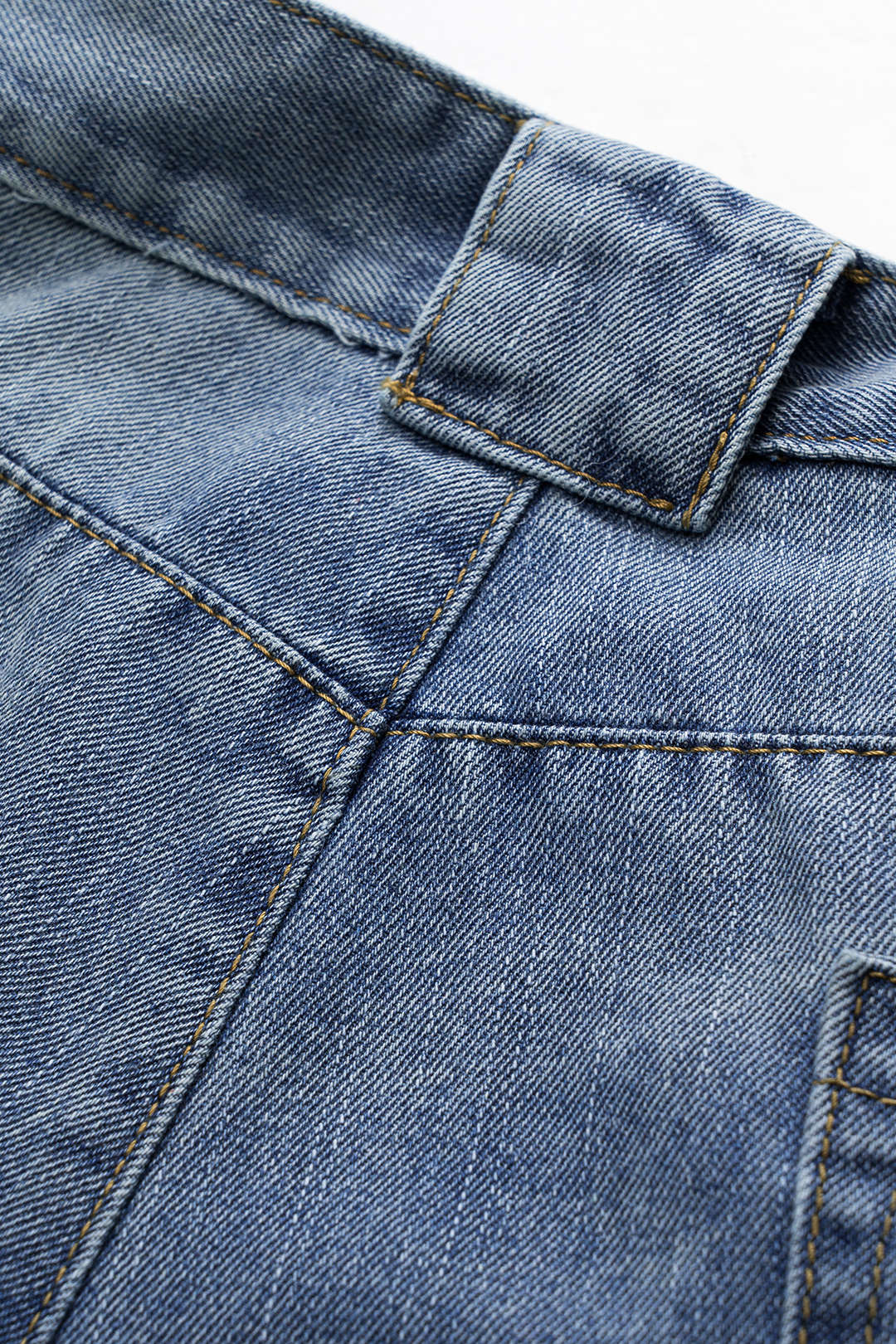 Jeans femme à jambes larges et taille haute
