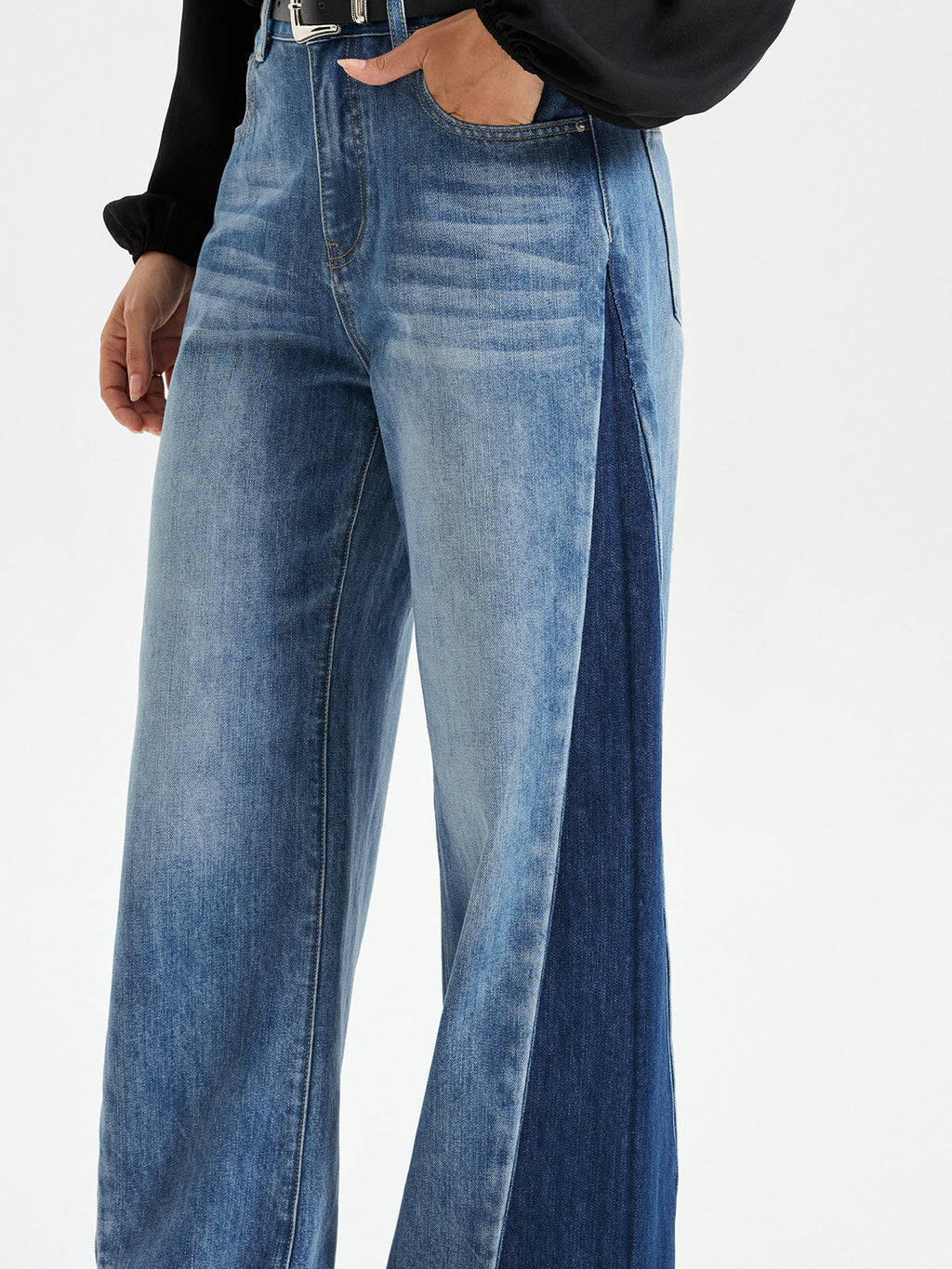 Jeans à jambes larges et taille haute