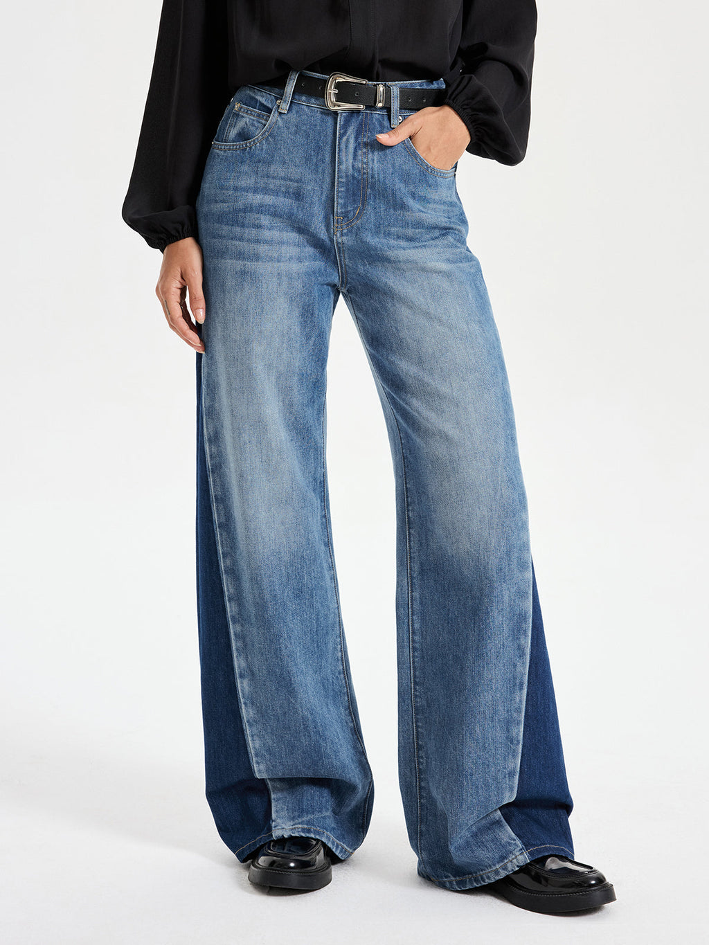 Jeans à jambes larges et taille haute