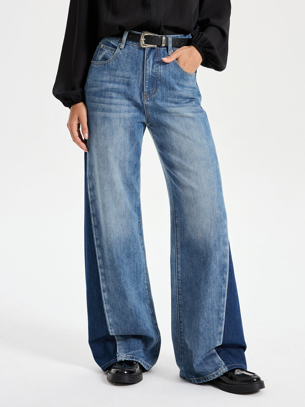 Jeans à jambes larges et taille haute