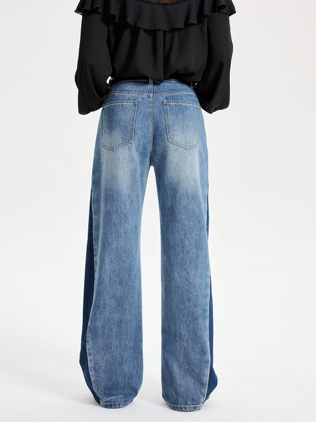 Jeans à jambes larges et taille haute