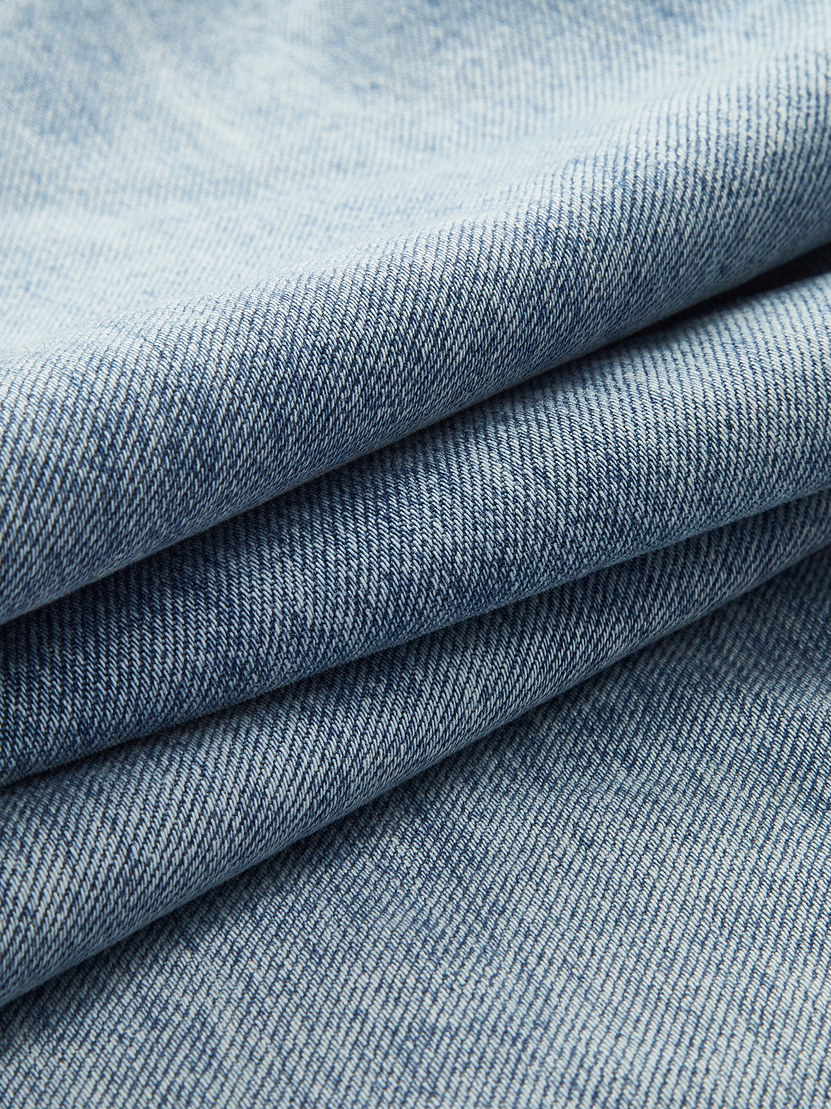 High-waist jeans met uitlopende pijpen