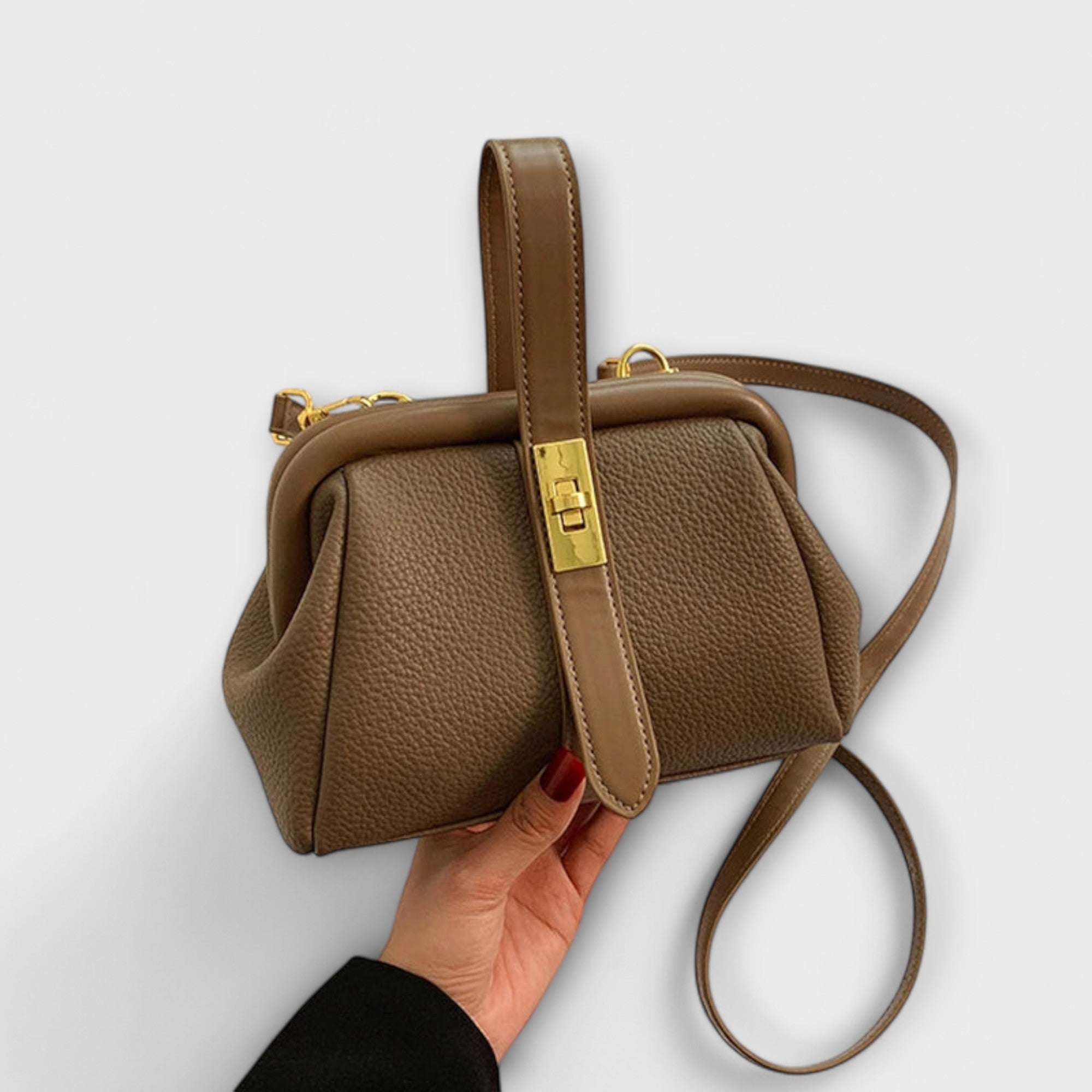 Kamila — Sac à main de style rétro avec un charme classique