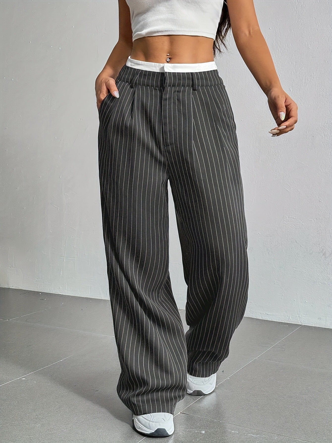 Lia | Pantalon à rayures taille haute