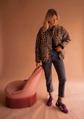 Fairuza - Jas met luipaardprint en knopen