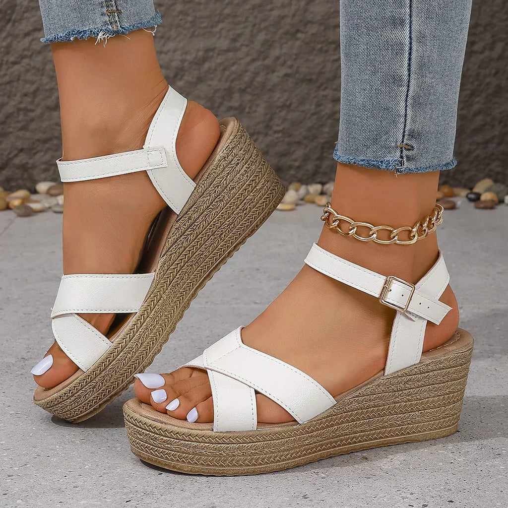 Daphnie - Sandalen met sleehak