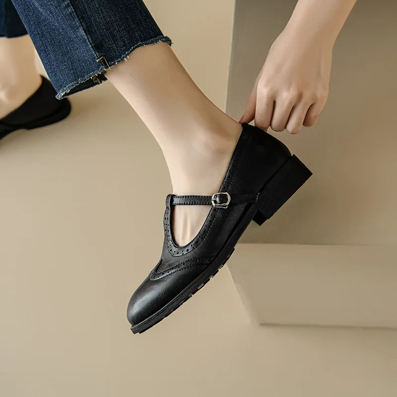 Julia | Chaussures orthopédiques avec une sangle en forme de T