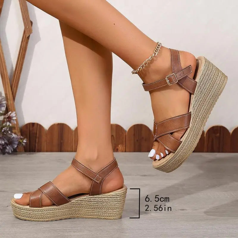 Daphnie - Sandalen met sleehak
