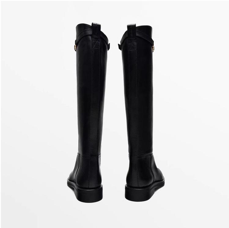 Żanetta – Bottes en cuir élégantes avec une boucle délicate