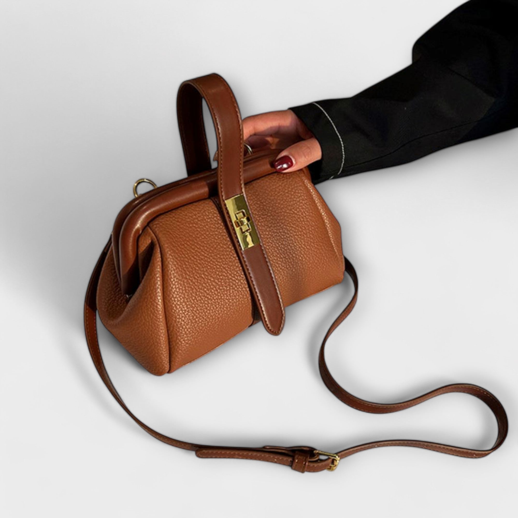 Kamila — Sac à main de style rétro avec un charme classique